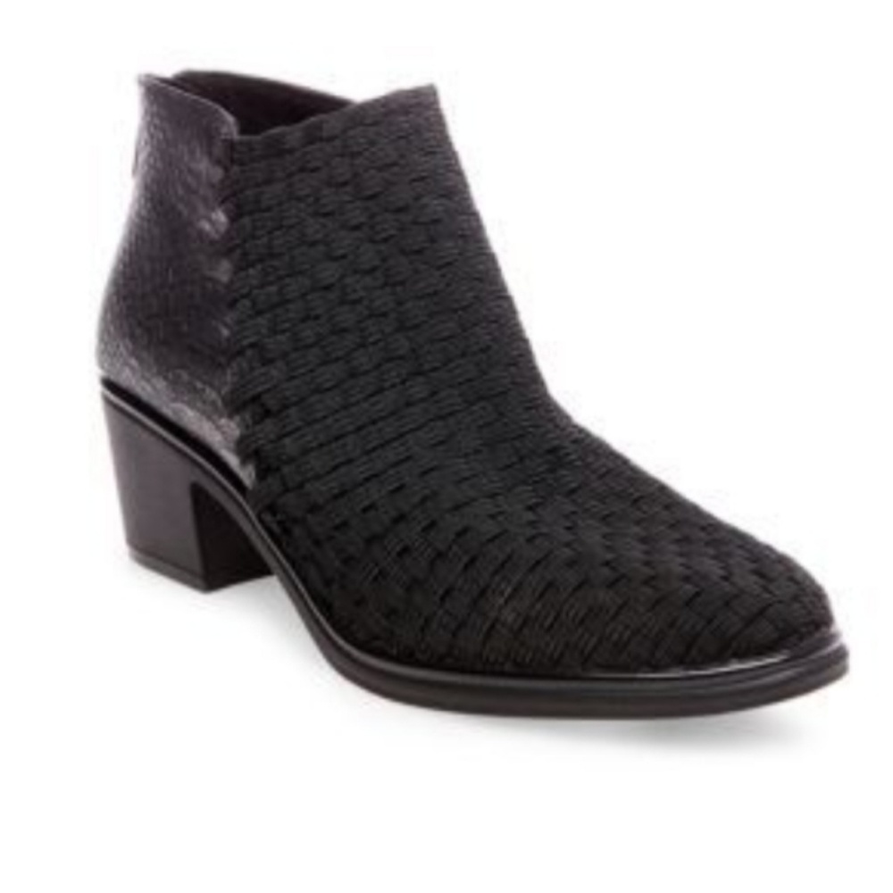 STEVE Penga booties